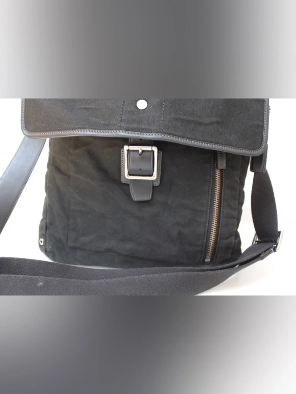 Coach vintage messenger